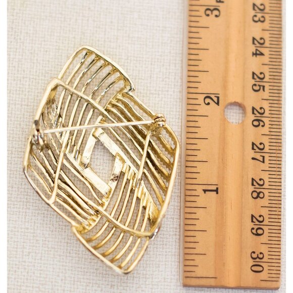 Vintage Modern Abstract Brooch in Gold Tone - A12 - Picture 2 of 2